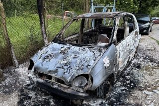 Του έκαψαν το αμάξι για τη φιλοζωική του δράση